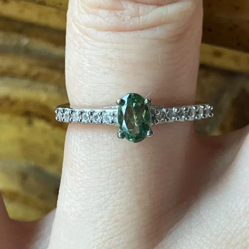 Genuine Green Apatite Sterling Silver Ring Size 6